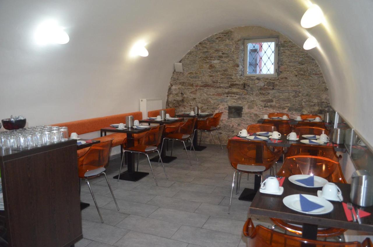Hotel Peregrin Cesky Krumlov Exterior foto